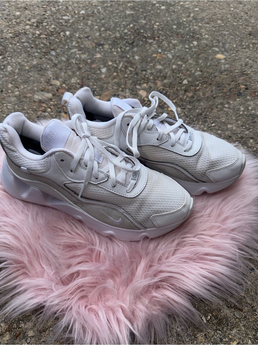 Nike Women's White Athletic Sneakers with Light Gray Accents